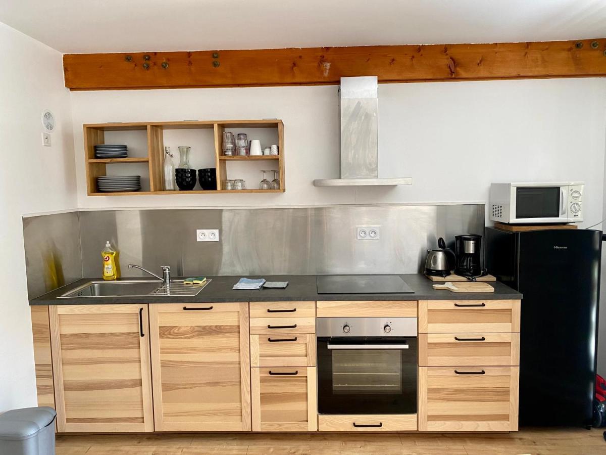 Appartement Ideal Pour Ete Et Hiver, Situe Au Pied Des Pistes De Ski Et Des Sentiers De Randonnee Premanon Exterior photo